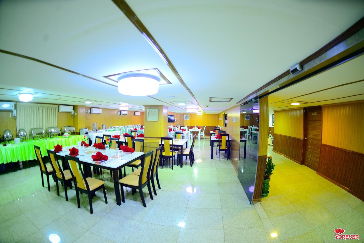 Vega Star Hotel Gyogon Buitenkant foto