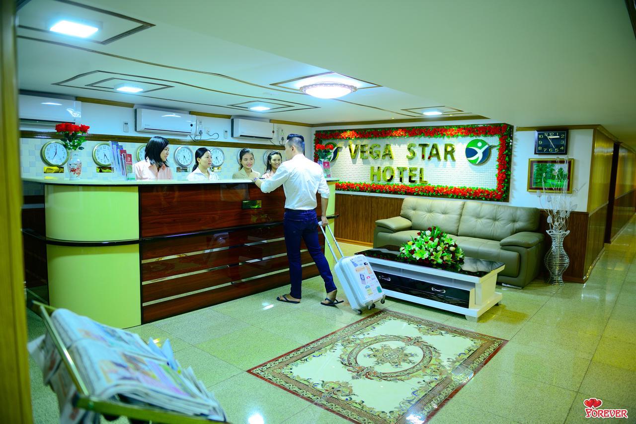 Vega Star Hotel Gyogon Buitenkant foto