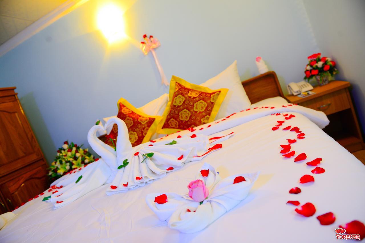 Vega Star Hotel Gyogon Buitenkant foto