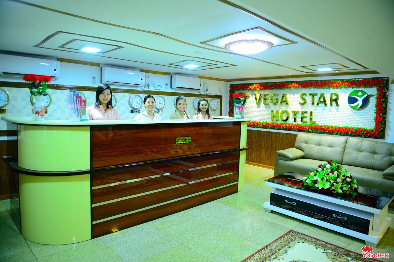 Vega Star Hotel Gyogon Buitenkant foto