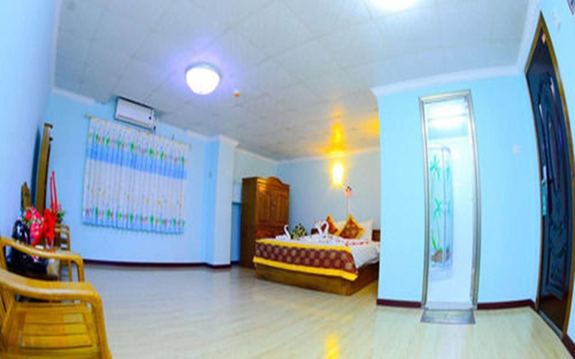 Vega Star Hotel Gyogon Buitenkant foto