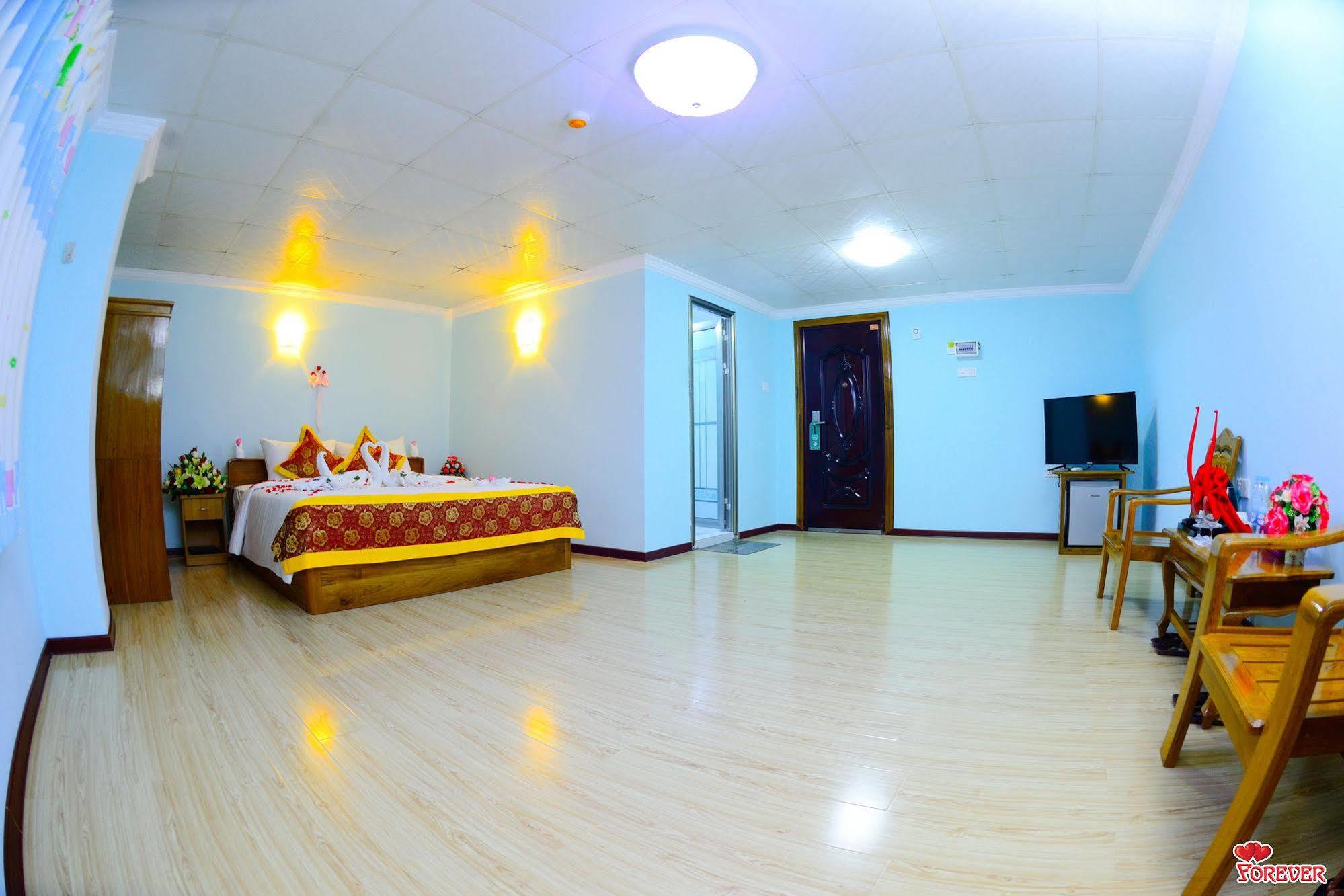 Vega Star Hotel Gyogon Buitenkant foto